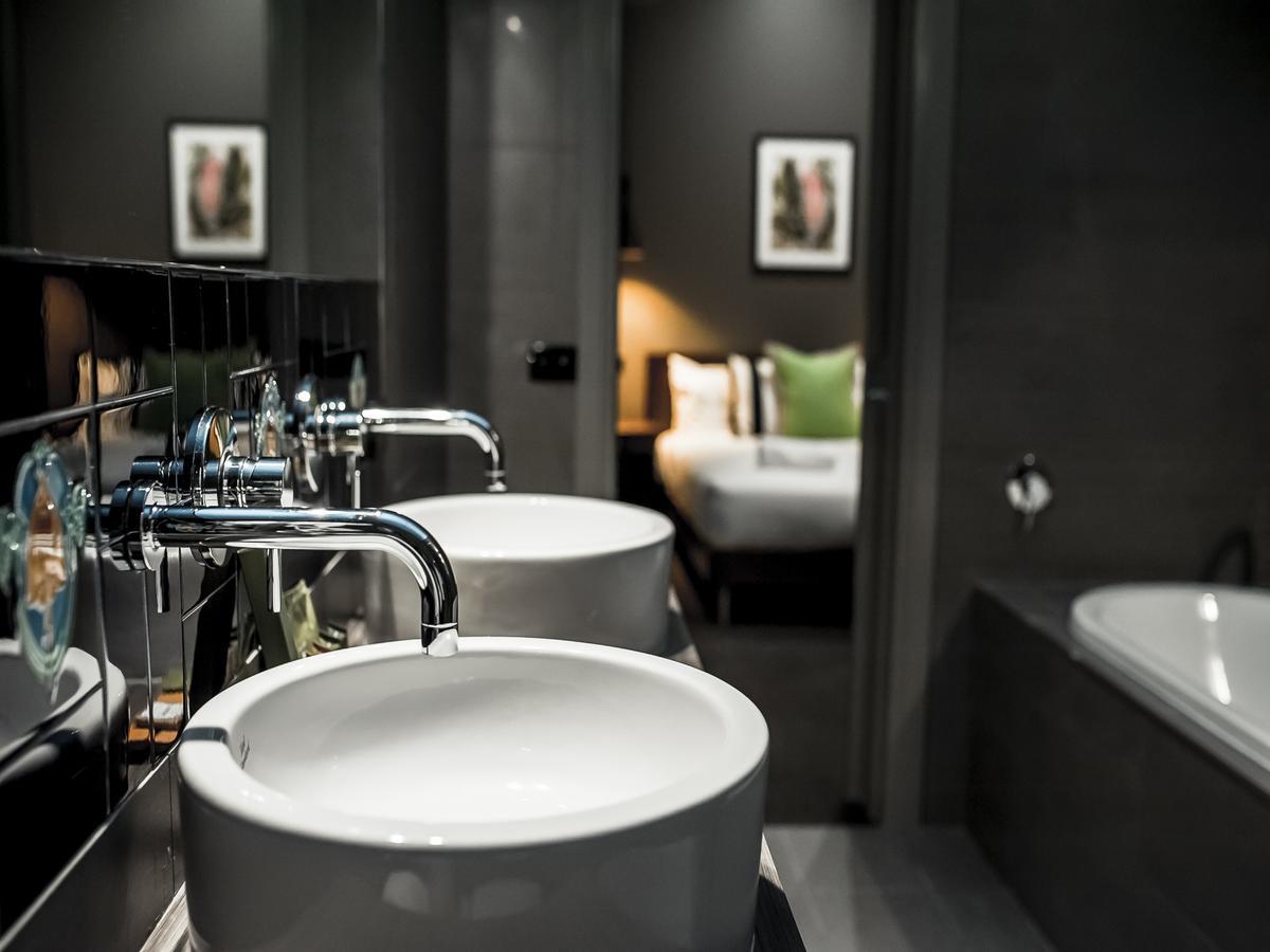 Criterion Hotel Сейл Екстериор снимка