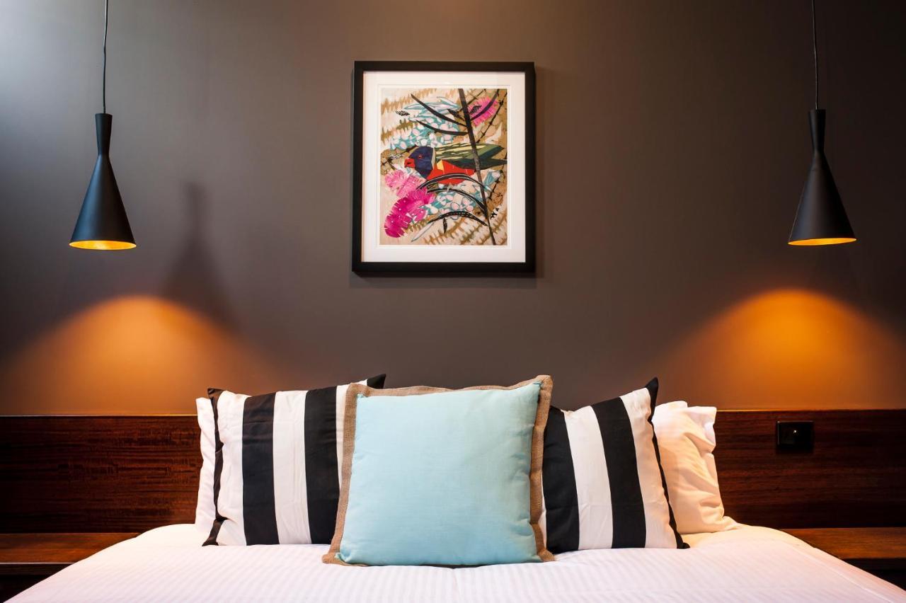 Criterion Hotel Сейл Екстериор снимка